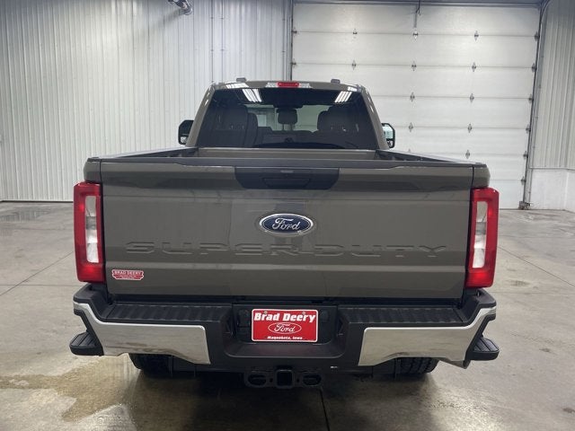 2026 Ford Super Duty F-350 SRW XLT