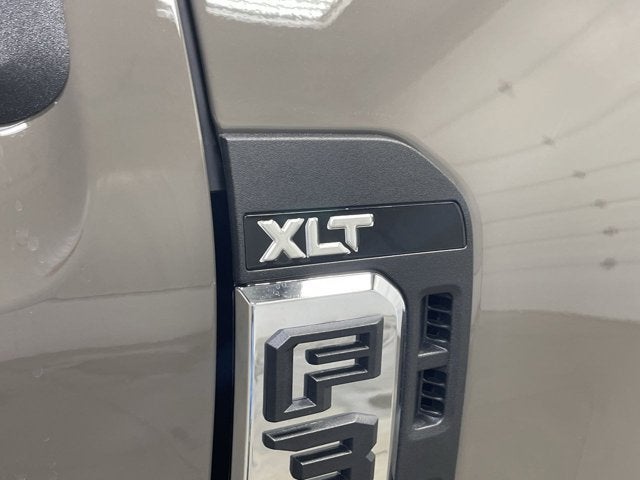 2026 Ford Super Duty F-350 SRW XLT