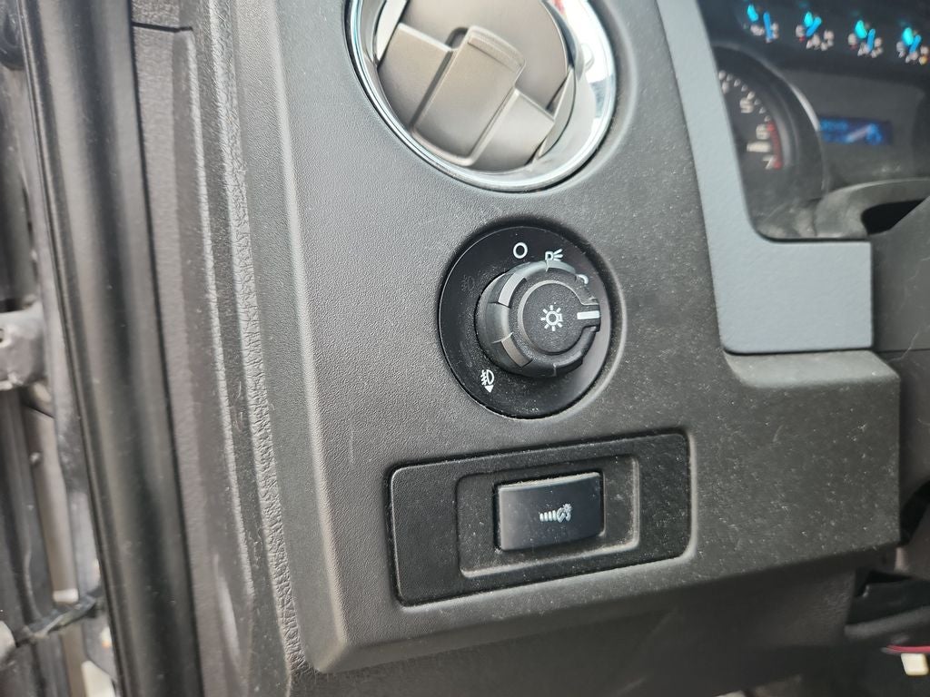 2013 Ford F-150 Base