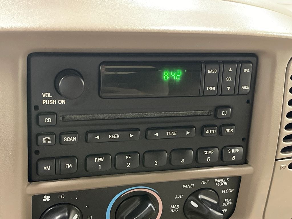 2001 Ford F-150 XLT