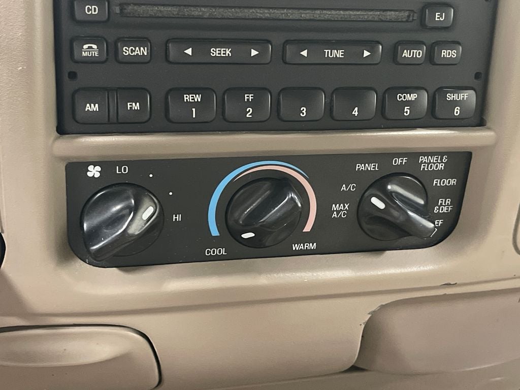 2001 Ford F-150 XLT