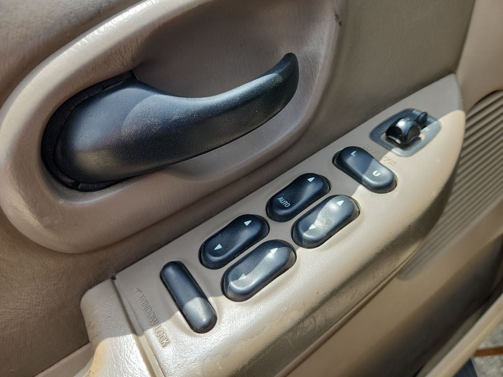 2001 Ford F-150 XLT