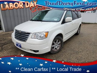 2010 Chrysler Town &amp; Country Touring