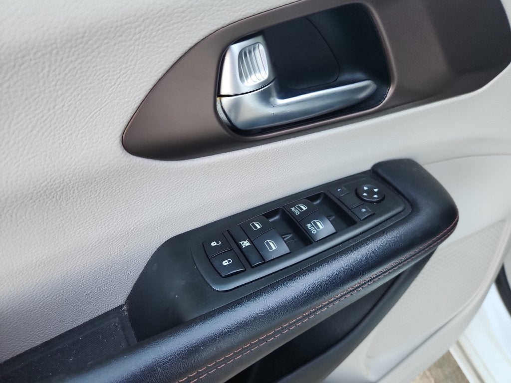 2019 Chrysler Pacifica Touring Plus