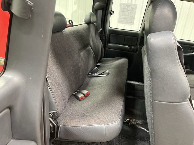 2001 Chevrolet Silverado 1500 BASE