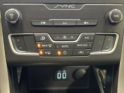 2020 Ford Fusion Hybrid SE