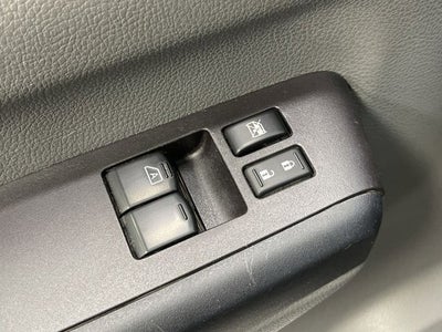 2015 Nissan NVP SL