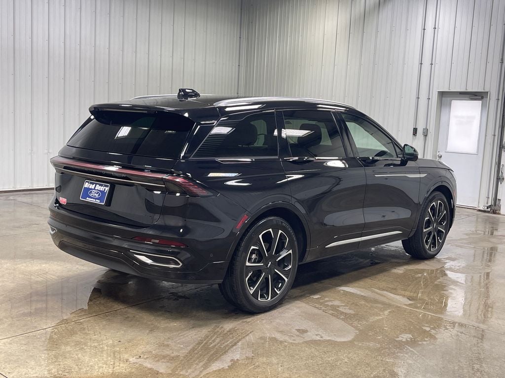 2024 Lincoln Nautilus Reserve