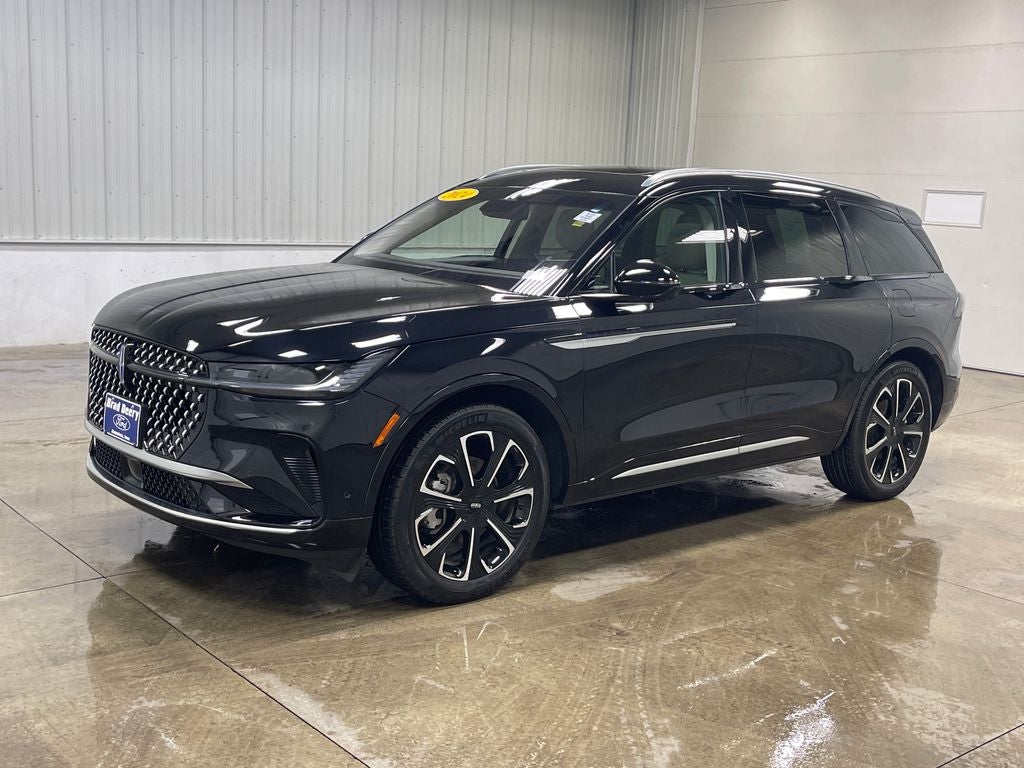 2024 Lincoln Nautilus Reserve