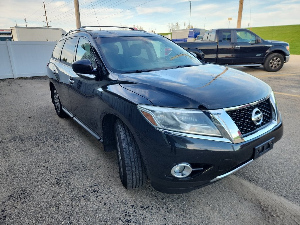 2015 Nissan Pathfinder SV