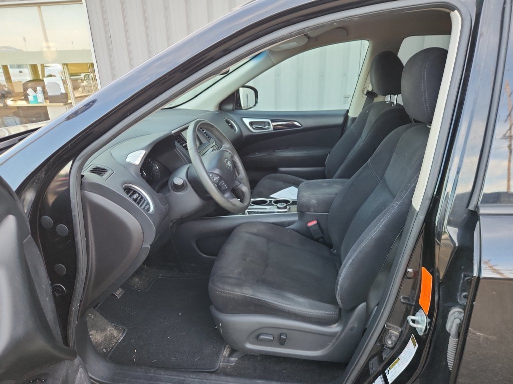 2015 Nissan Pathfinder SV