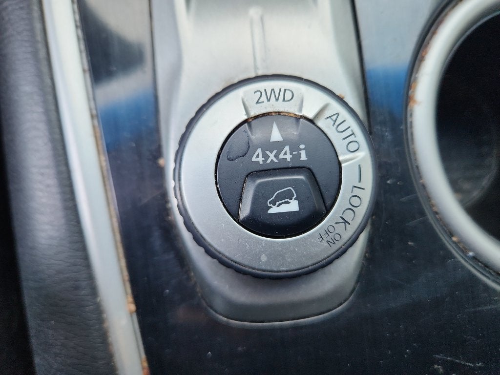 2015 Nissan Pathfinder SV