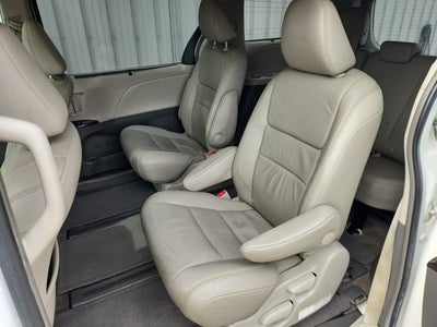2015 Toyota Sienna XLE