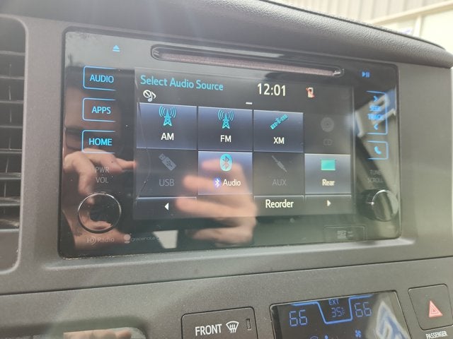 2015 Toyota Sienna XLE