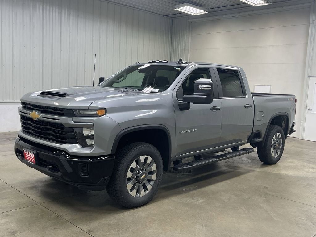 2026 Chevrolet Silverado 2500HD Custom