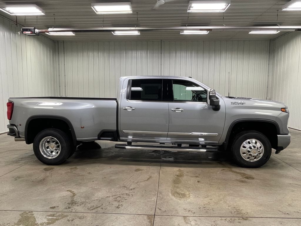 2026 Chevrolet Silverado 3500HD High Country