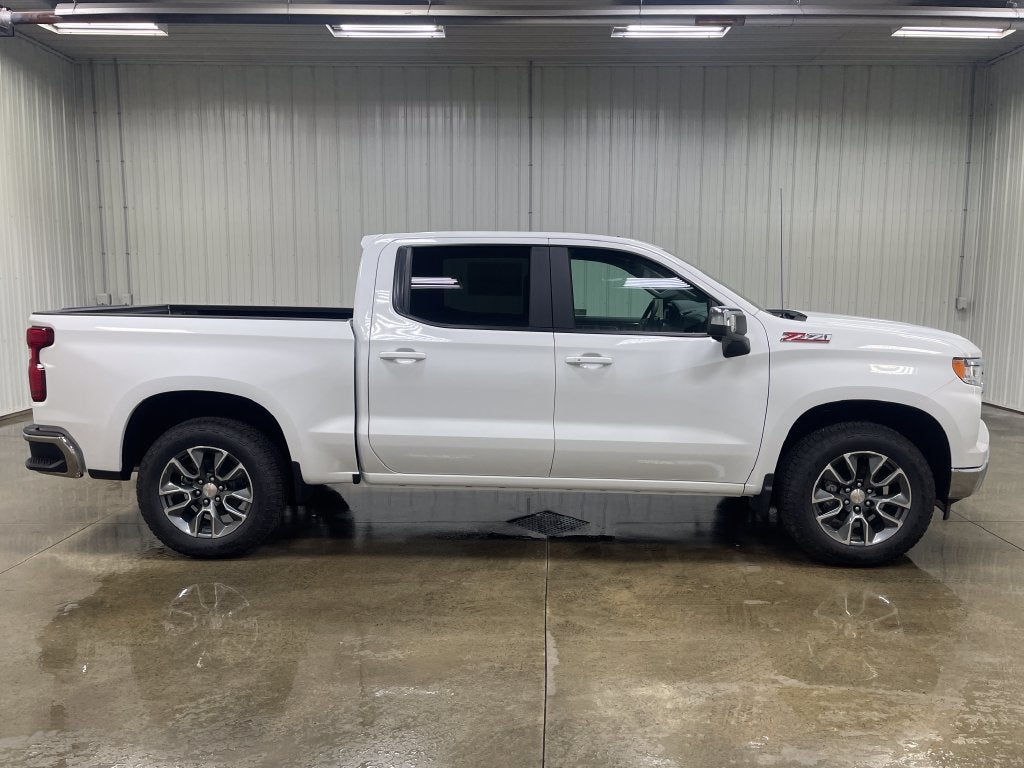 2026 Chevrolet Silverado 1500 LT LT1