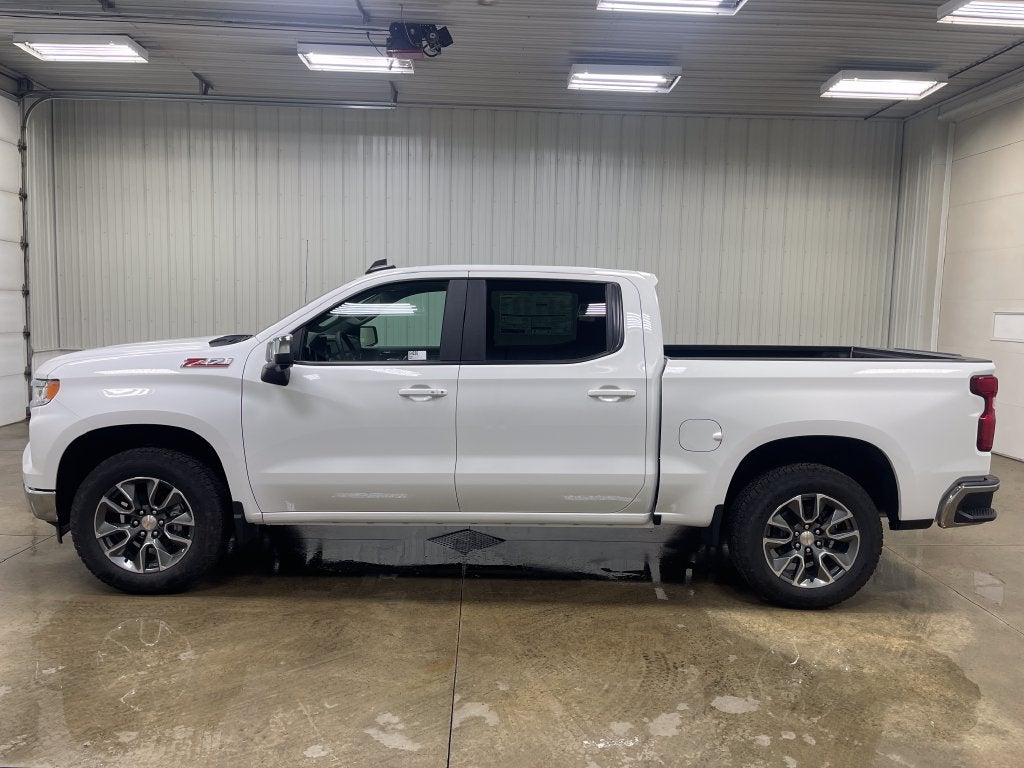 2026 Chevrolet Silverado 1500 LT LT1