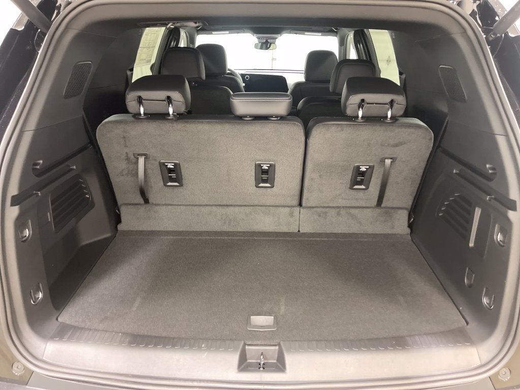 2027 Chevrolet Traverse LT 2LT