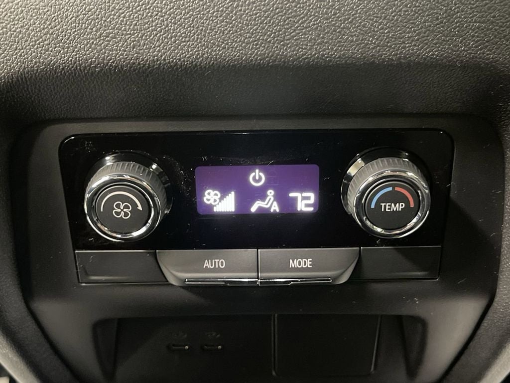 2026 Chevrolet Traverse LT 2LT