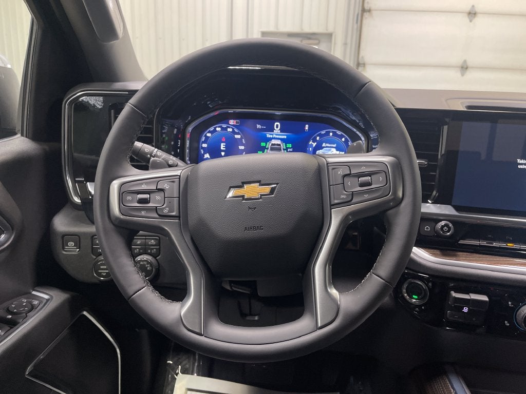 2026 Chevrolet Silverado 1500 LT LT1