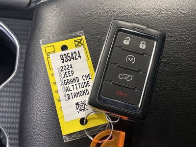 2024 Jeep Grand Cherokee Altitude 4X4