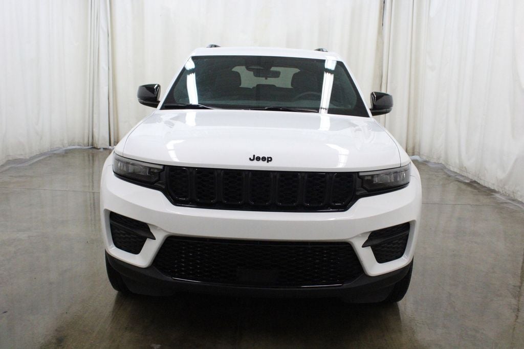 2025 Jeep Grand Cherokee Altitude 4X4