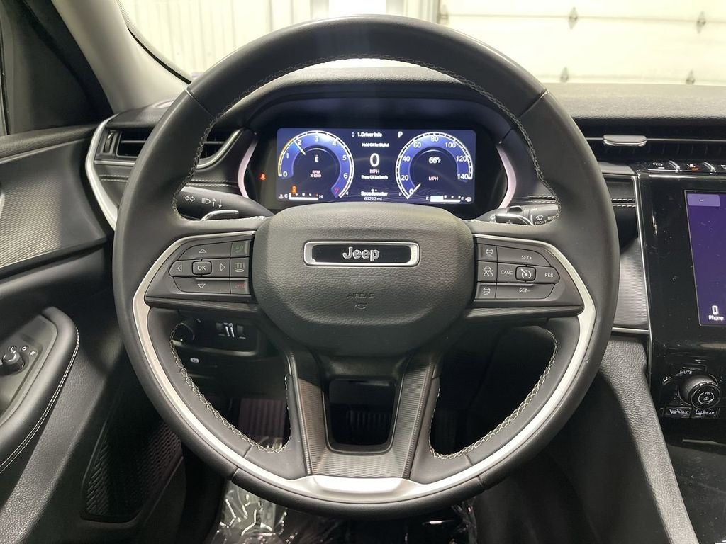 2024 Jeep Grand Cherokee Laredo 4X4
