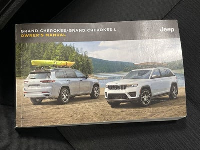 2024 Jeep Grand Cherokee Laredo 4X4