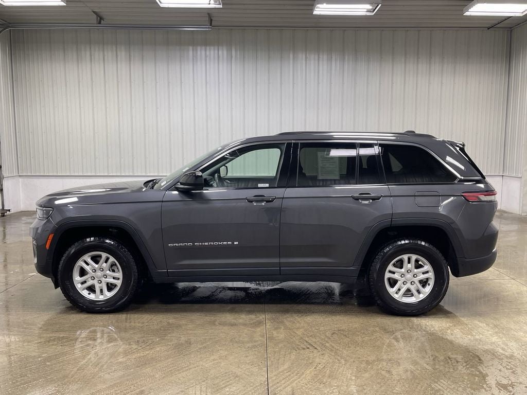 2024 Jeep Grand Cherokee Laredo 4X4