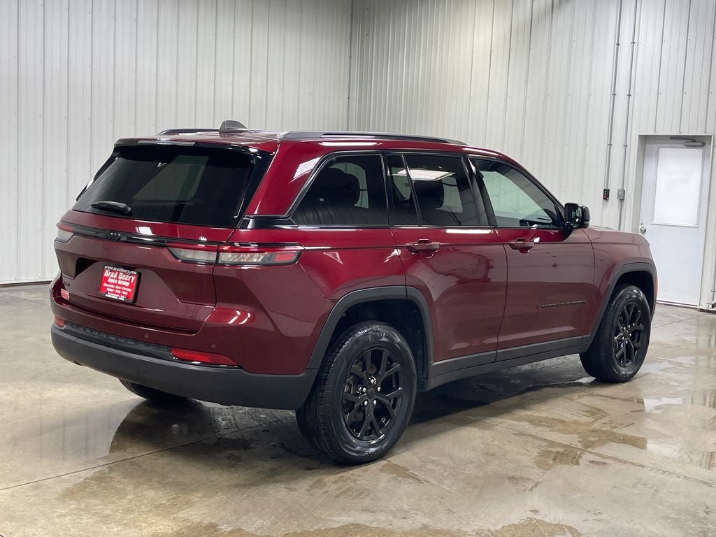 2024 Jeep Grand Cherokee Altitude