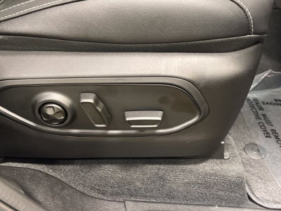 2027 Jeep Grand Cherokee Limited Reserve