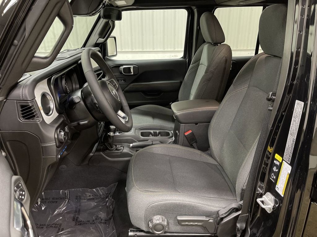 2025 Jeep Wrangler Sahara 4xe