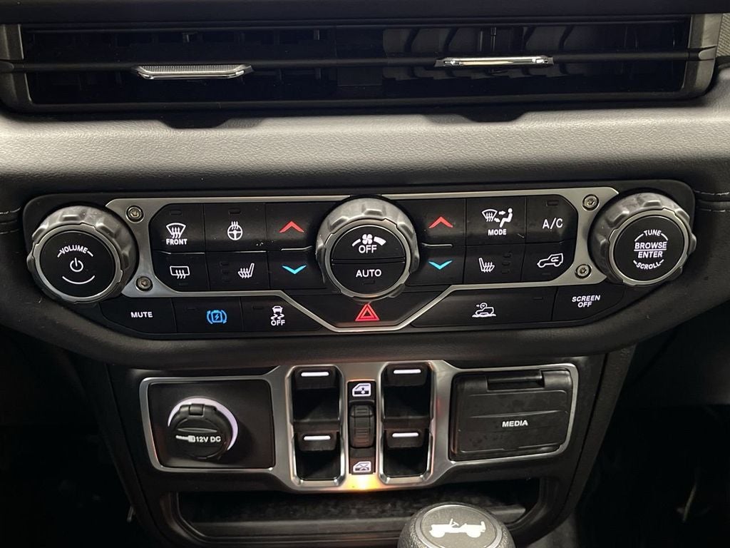 2025 Jeep Wrangler Sahara 4xe