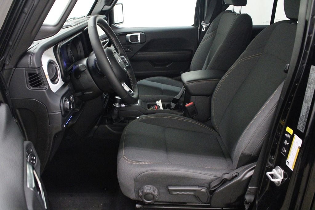 2025 Jeep Wrangler 4xe Sahara 4x4