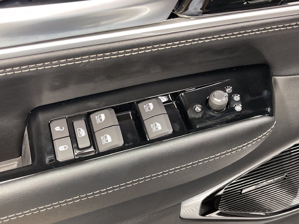 2026 Jeep Grand Wagoneer Limited Reserve