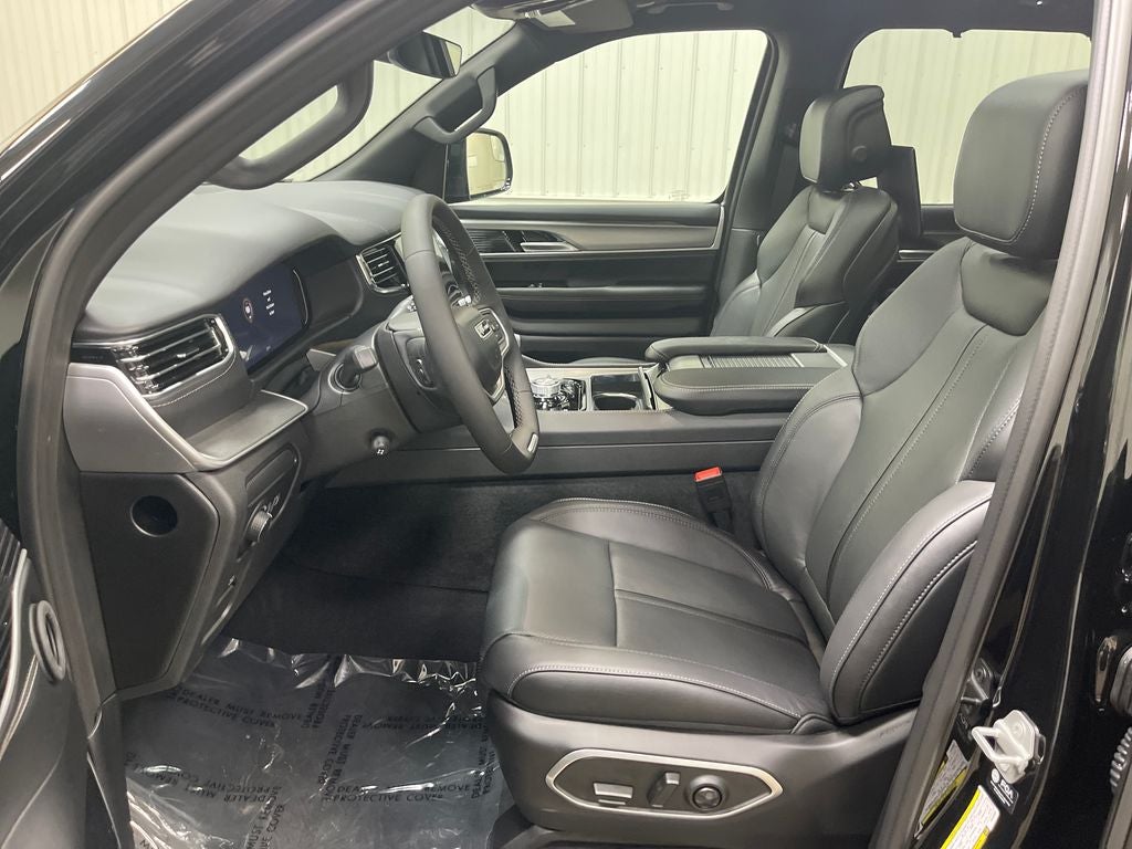 2026 Jeep Grand Wagoneer Limited Reserve
