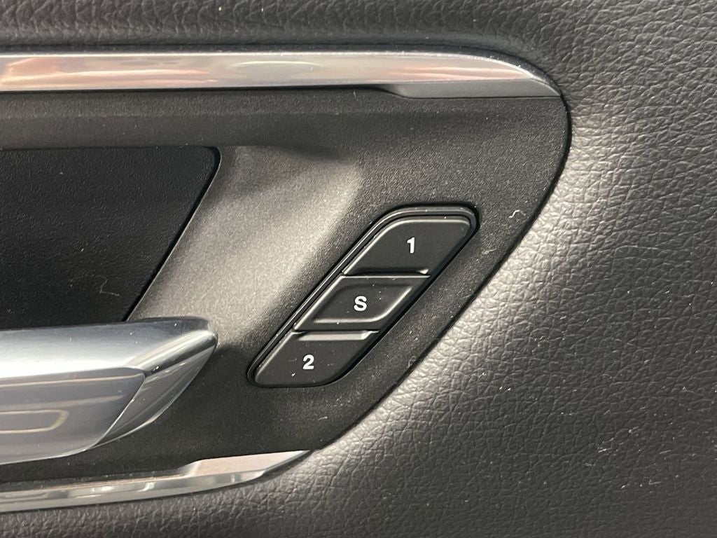 2025 RAM 1500 Laramie Crew Cab 4X4