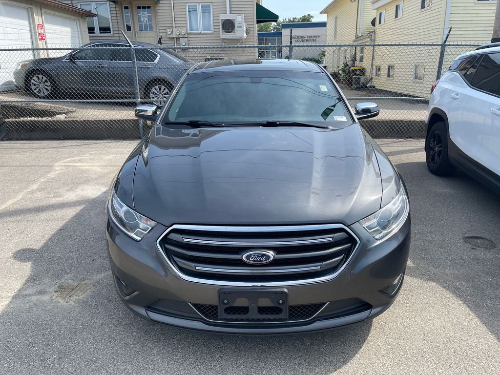 2016 Ford Taurus Limited