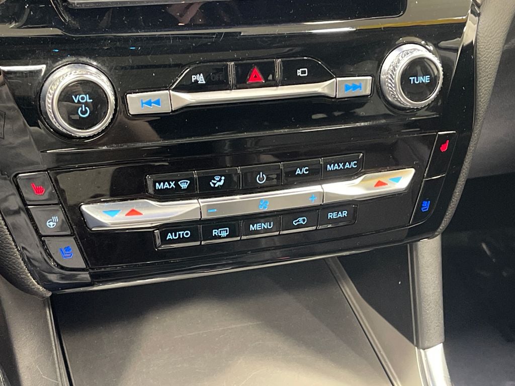 2022 Ford Explorer Limited 4WD