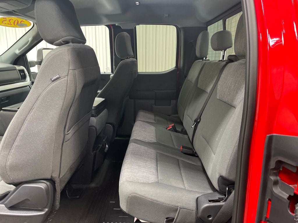 2025 Ford F-350SD XLT