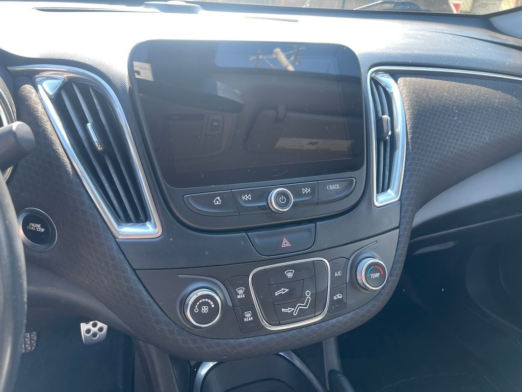 2017 Chevrolet Malibu LT