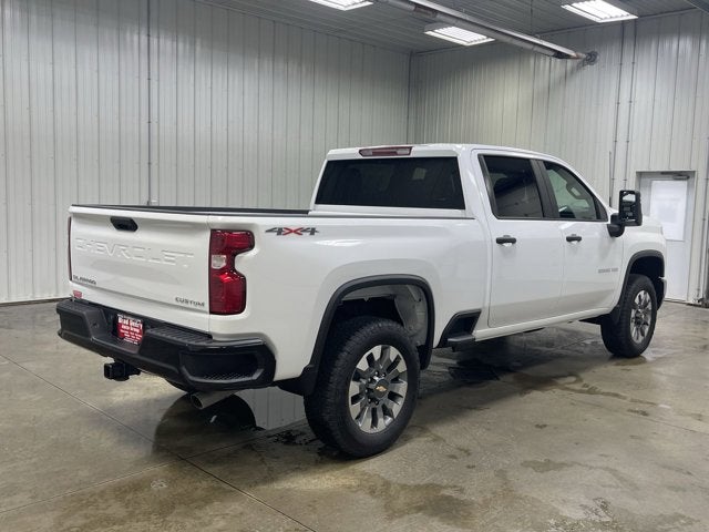 2026 Chevrolet Silverado 2500HD Custom Crew Cab 4X4