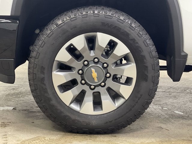 2026 Chevrolet Silverado 2500HD Custom Crew Cab 4X4