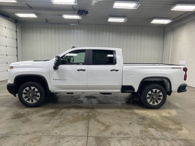 2026 Chevrolet Silverado 2500HD Custom Crew Cab 4X4