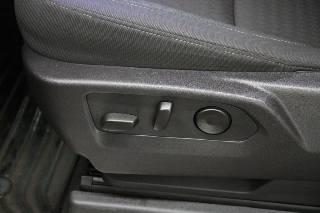2024 Chevrolet Silverado 1500 LT Crew Cab 4X4