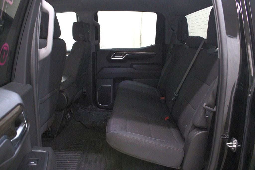2024 Chevrolet Silverado 1500 LT Crew Cab 4X4