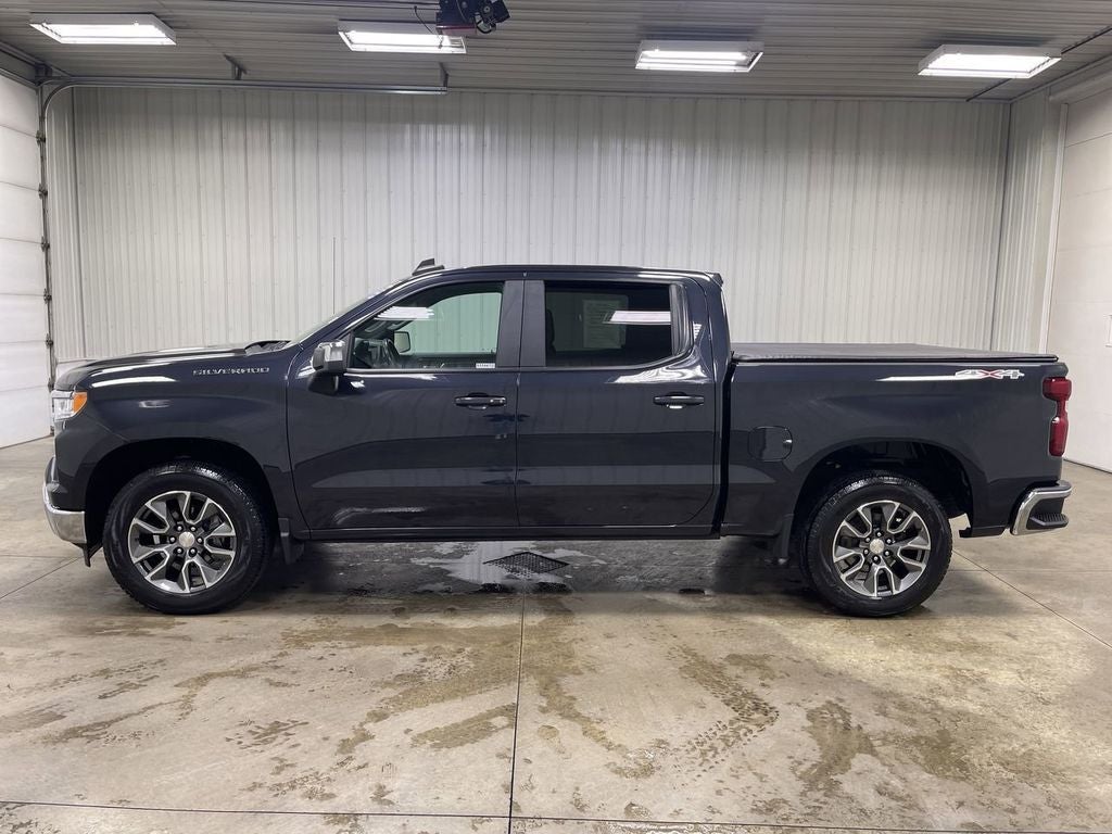 2022 Chevrolet Silverado 1500 LT Crew Cab 4X4