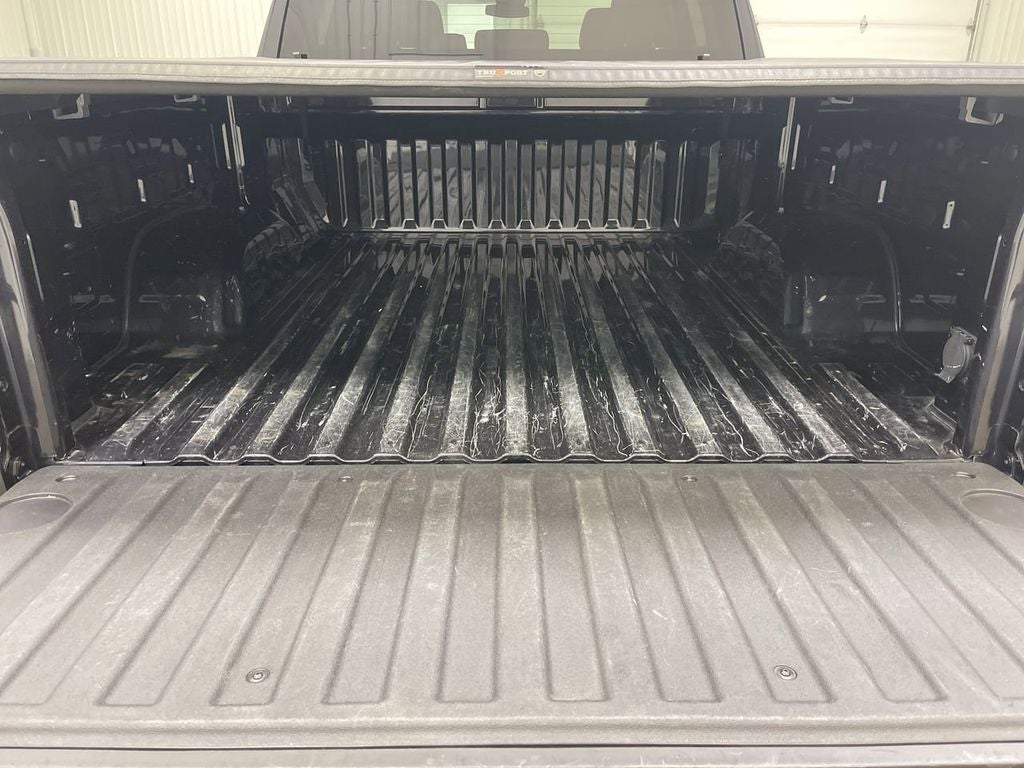 2022 Chevrolet Silverado 1500 LT Crew Cab 4X4