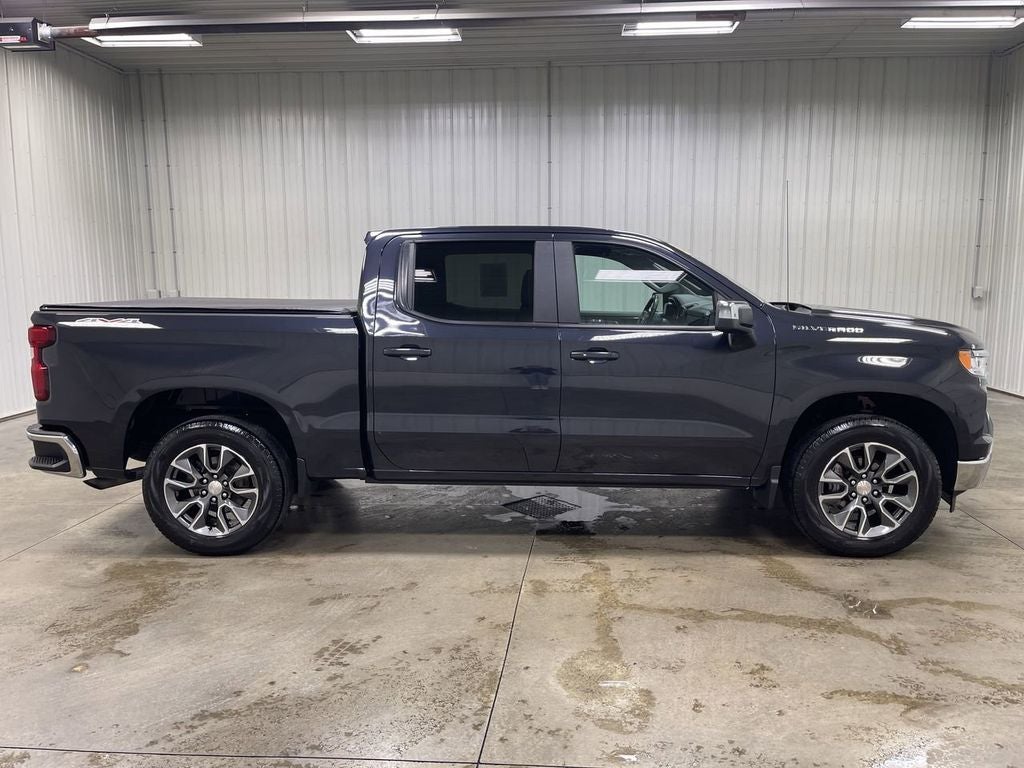 2022 Chevrolet Silverado 1500 LT Crew Cab 4X4